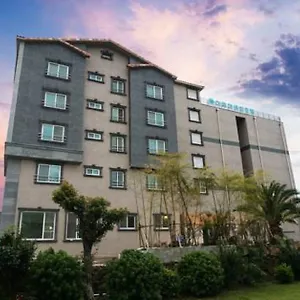 seongsan-aqua-beach.jejukoreahotels.com/